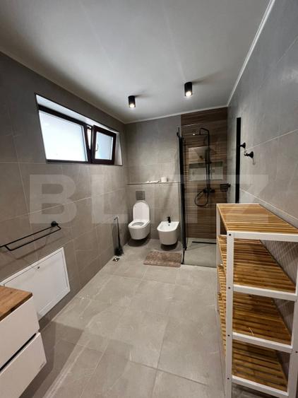 Casa cu 4 camere, 120 mp utili, 250 mp de teren, la liziera padurii