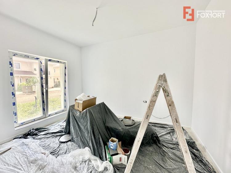 Duplex 4 camere si 2 bai - Mosnita Noua - toate utilitatile