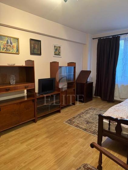 Apartament 2 camere în zona STRAZII ROMUL LADEA