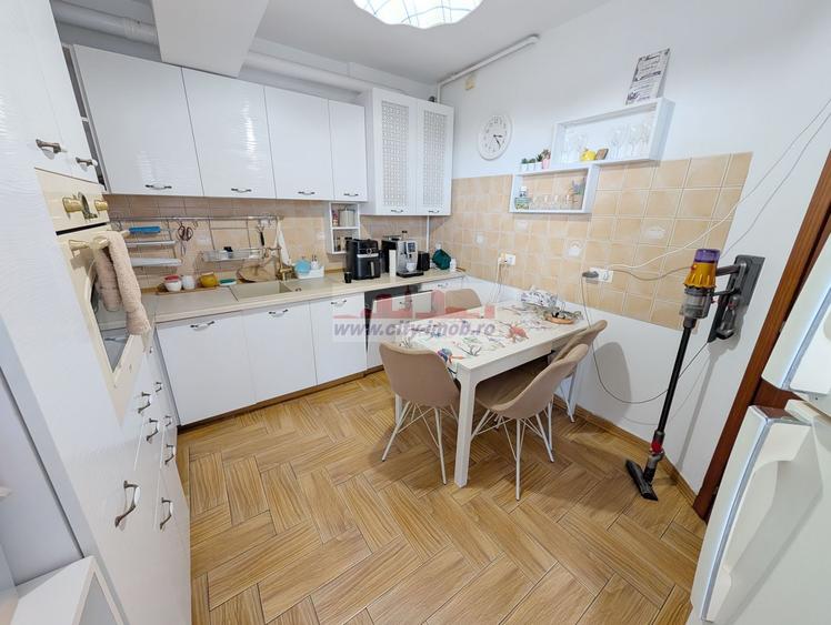Vanzare apartament 3 Camere Straulesti