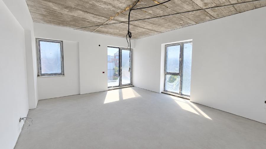 APARTAMENT 3 CAMERE | 77 MP | BALCON + BOXA | ETAJ 4 | ZONA CENTRAL A