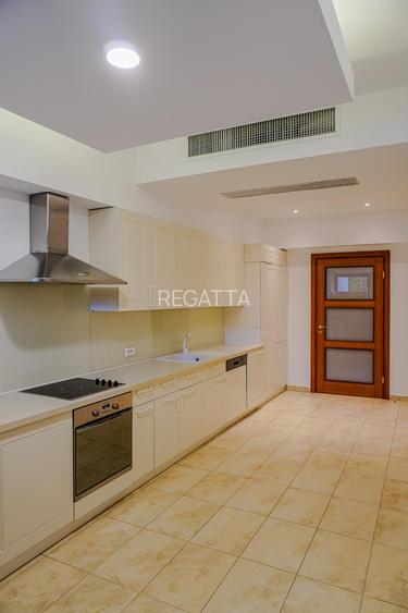 Apartment for rent - Primaverii - 4 rooms - 2