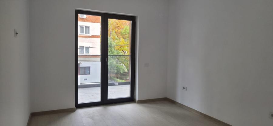 Vand apartament 2 camere, Pitesti, bloc nou, zona Exercitiu, zona linistita, eta