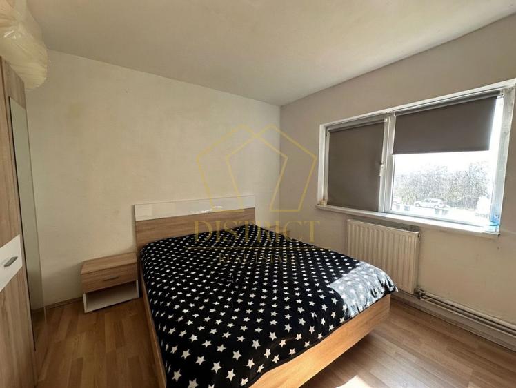 Apartament spatios cu 4 camere | Zona Sagului