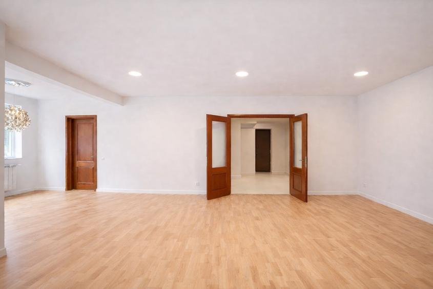 Apartament tip duplex 3 camere | 150 mp utili | curte 60 mp | parcare subterană