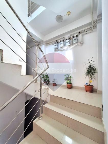 Apartament cu 2 camere de vânzare în zona Aparatorii Patriei - 11