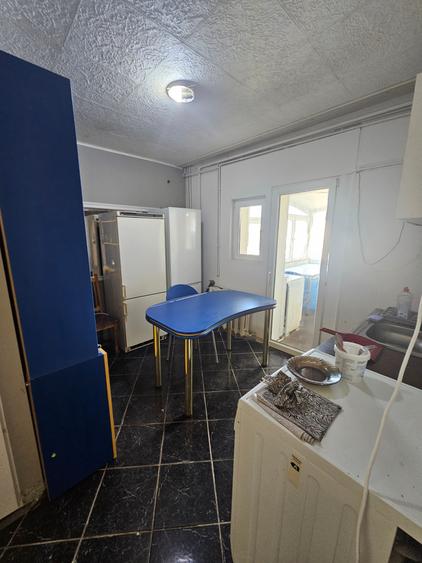Apartament 5 camere, pe 2 nivele Andrei Saguna, Centrala proprie!!