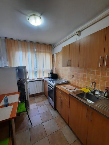 2 camere Titan - Piata Minis