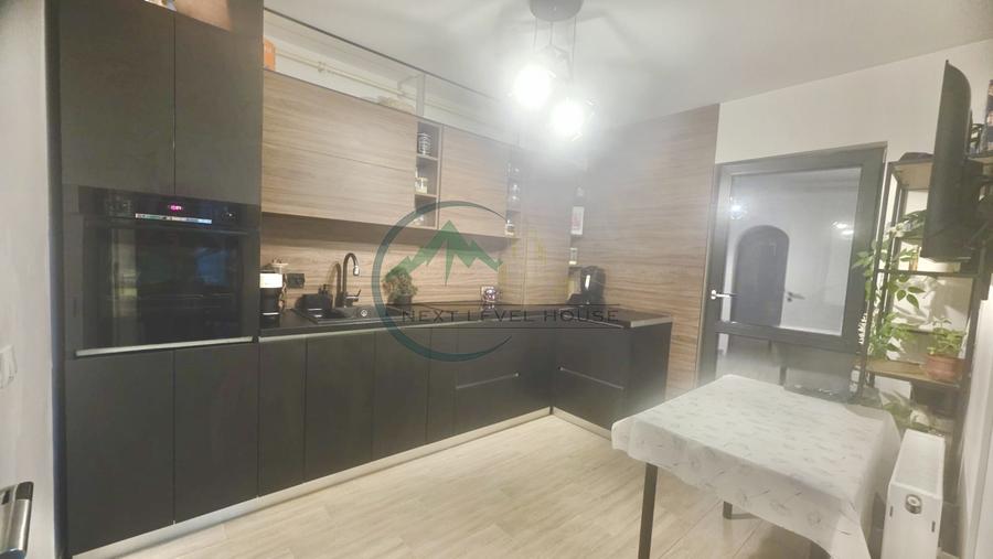 Apartament 3 camere, terasa generoasa
