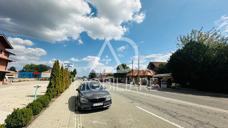 Vânzare teren intravilan + imobile situate pe Calea București