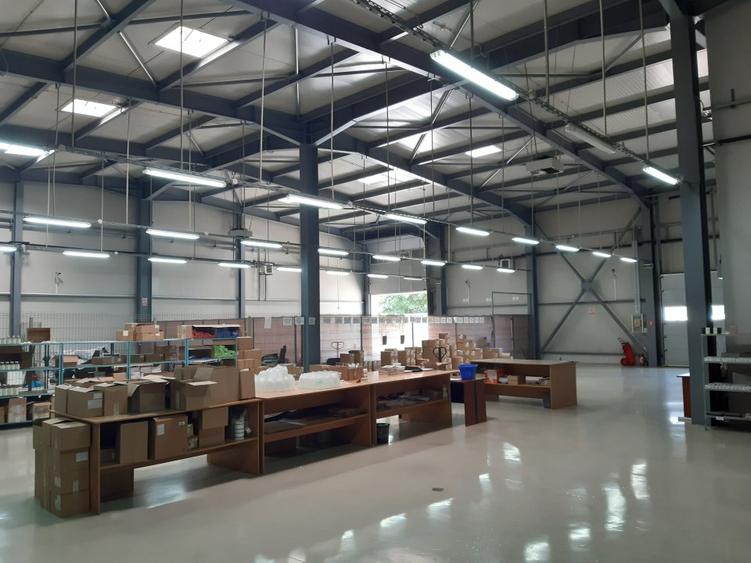 Birouri, Showroom, Sala de prezentari, Depozit , functiuni multiple