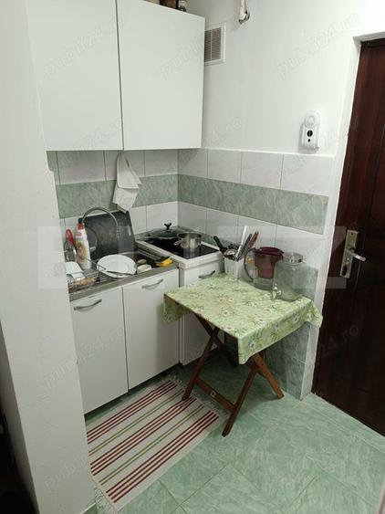 Garsonieră de vânzare, zonă centrală, la pas de Cetatea Râșnov