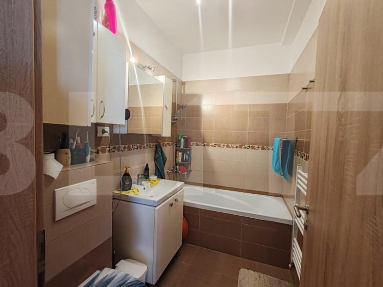 Apartament de vanzare, cu 3 camere, 59 mp, zona Ciarda Rosie