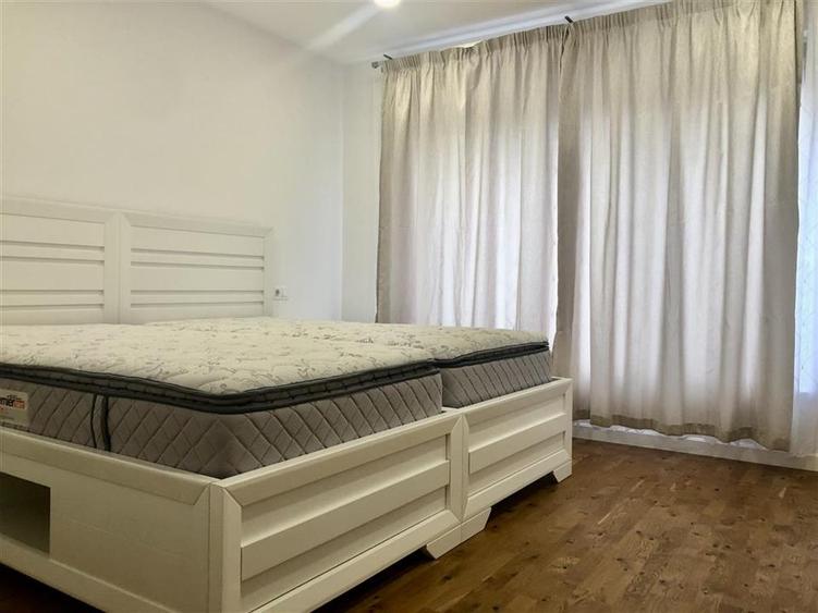 2 Camere Bloc Nou 85 MP, LUX, PANORAMA, LINISTE, Parcare supraterana