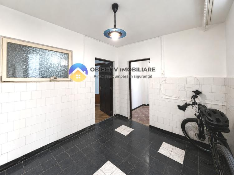 Apartament 3 camere- cartier Maratei , Bdul. Traian.