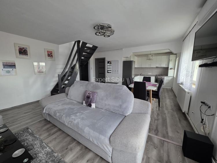 Apartament 3 camere decomandat, recent renovat – zona Vasile Aaron - 3