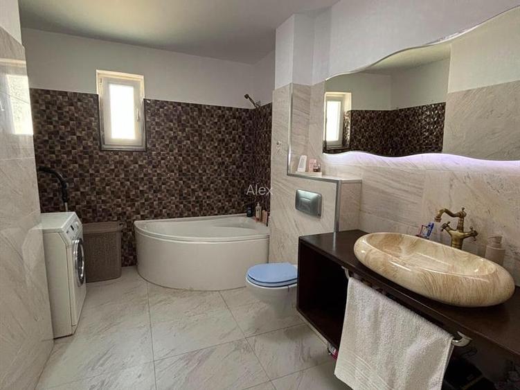 Apartament tip duplex, 120 mp, parcare, Zona 1 mai - 3