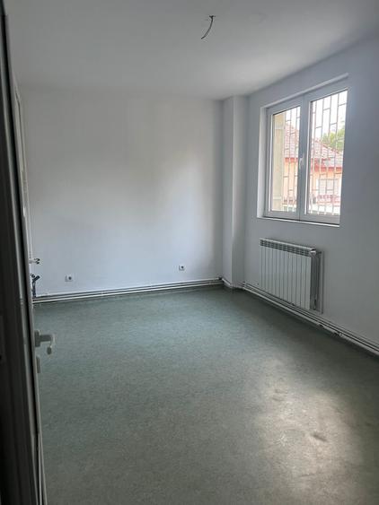 Spatiu comercial, Calea Bucuresti nr.61, 115 mp