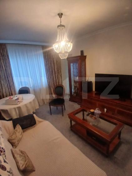 Apartament de vanzare, cu 2 camere, decomandat, zona Visani