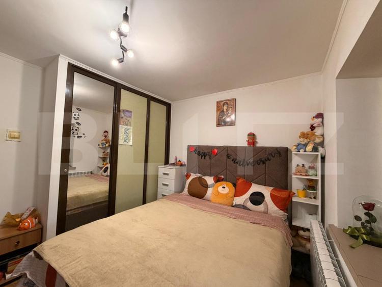 Apartament 2 camere decomandat, 49.03 mp, bloc monolit, zona Craiovita - Materna