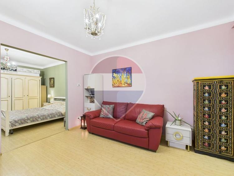 Apartament cu 2 camere de închiriat în zona Capitale