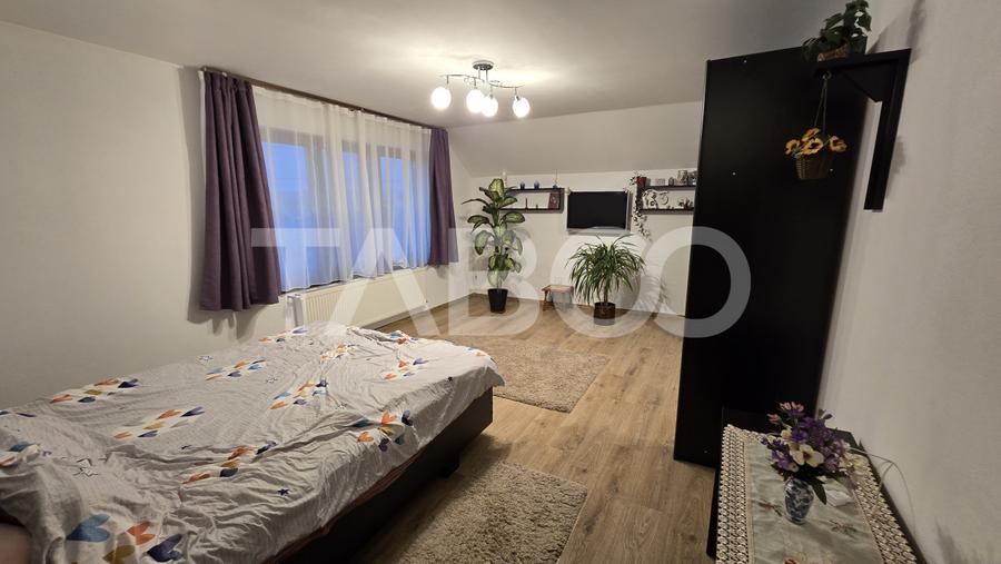 EXCLUSIVITATE - Casa de vanzare cu 5 camere in zona Piata Cluj Sibiu