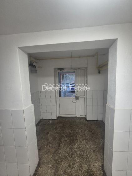Apartament 3 camere 67 mp 1978 decomandat Titan - 6