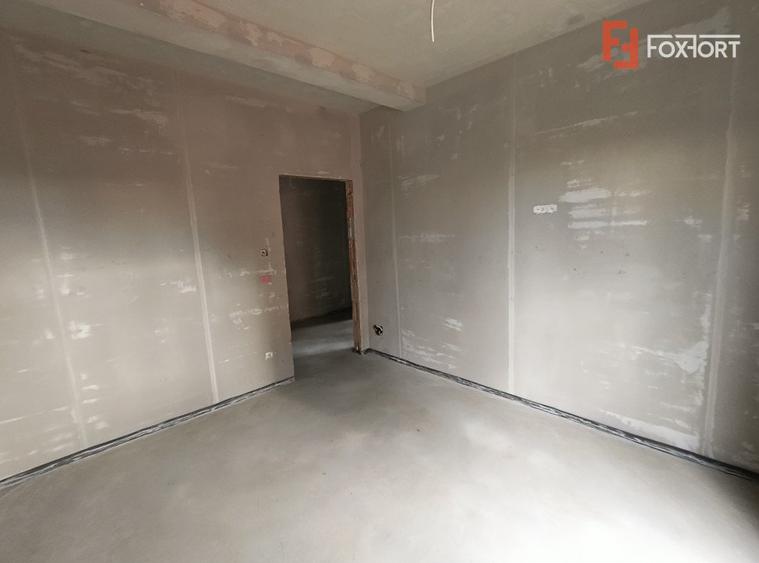 Casa individuala cu 4 camere si teren de 860 mp, zona Giroc