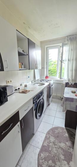 Central, 370euro/luna discutabil, 2 camere, zona Tarom Arcu