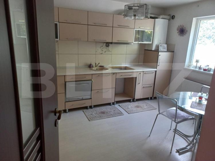 Casa, 4 camere, 120 mp, zona Sfantul Ilie