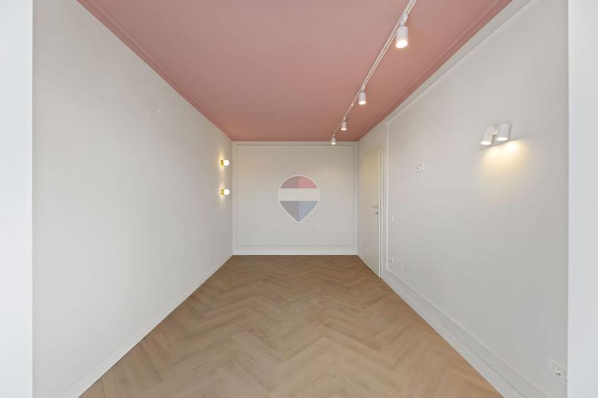 Apartament cu 3 camere Piata Mica