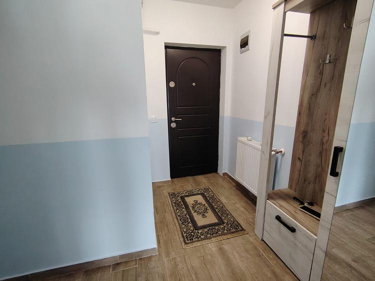 Apartament spatios cu 3 camere, decomandat, CUG