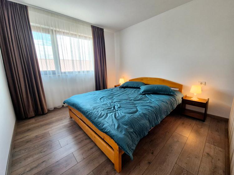 Casă 4 camere, 135 mp, curte 300 mp, mobilată premium