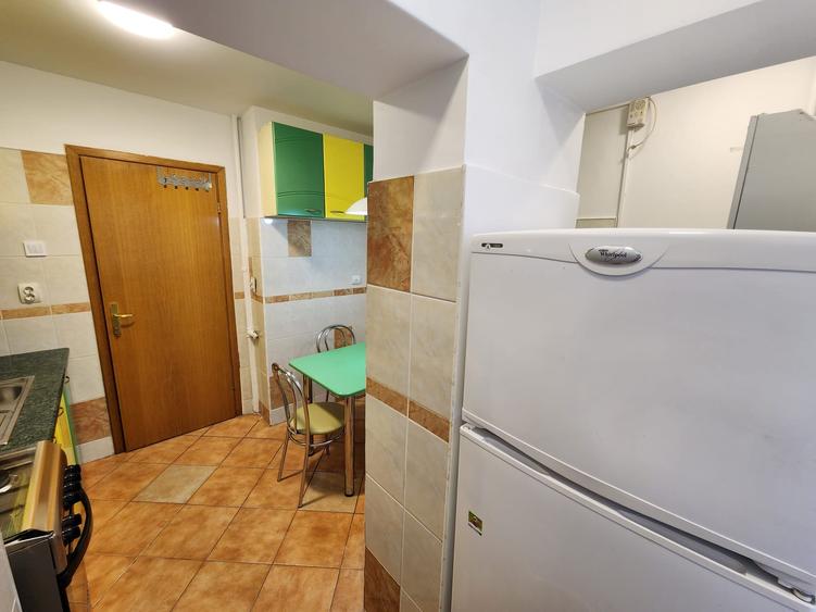 Grozavesti, 2 camere, 60mp, parter inalt, decomandat, centrala proprie,550Euro