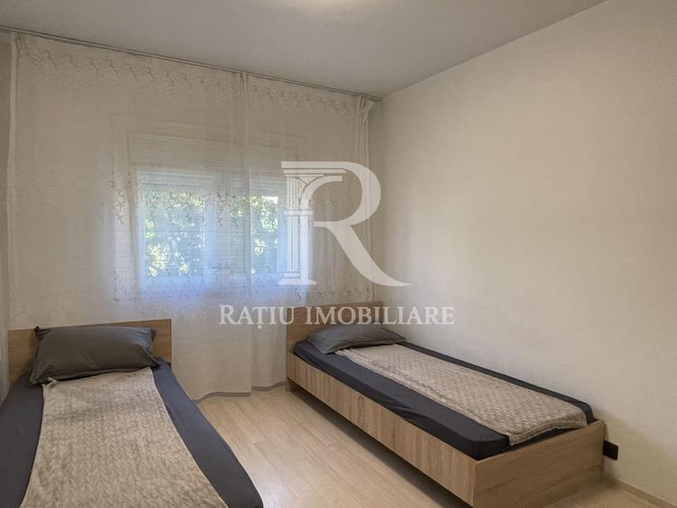 Apartament cu 3 camere | Echipe de muncitori | Rogerius | Oradea