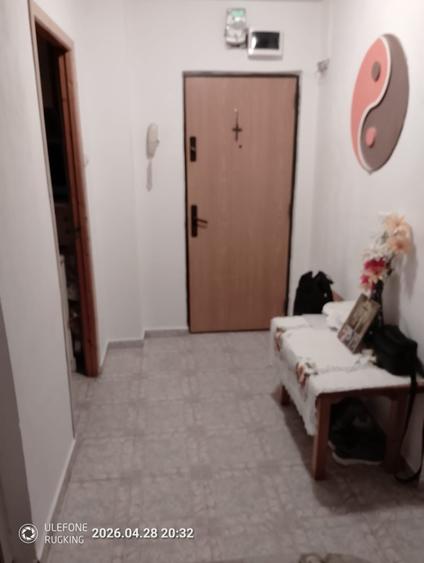 Apartament 4 camere, 94 mp, zona Valea Rosie