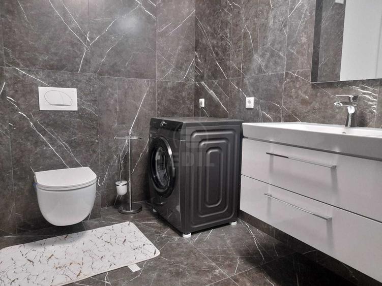 Apartament de 2 camere, semidecomandat, zona Porii