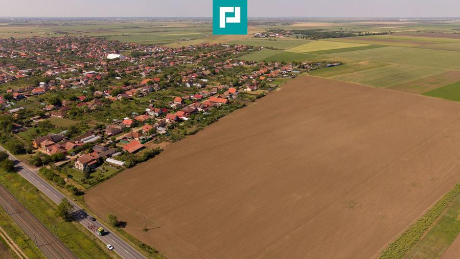 Teren extravilan de 28500 mp lângă Șofronea