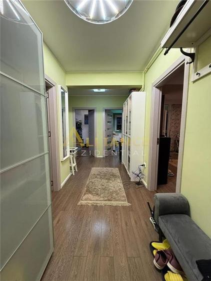 Apartament 3camere mobilat si utilat Metrou 1 decembrie 15min