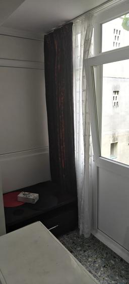 Vand in Nord,bloc cubulet ,et1,ap2camere decomandat,pret 68000 euro neogociabil