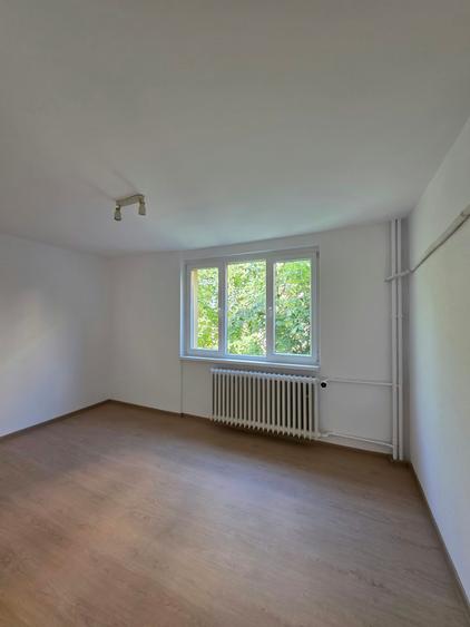 Apartament de 3 camere - 64 mp - la 10 minute de metrou Obor