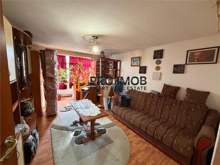 Apartament 2 camere cf 2 decomandat zona Micro 5