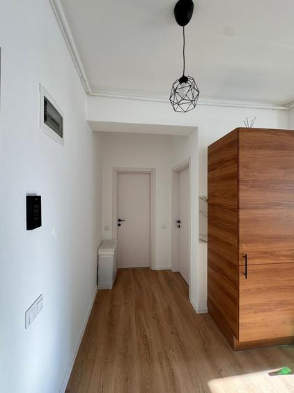 Apartament cu 2 camere de vanzare, zona Safirului