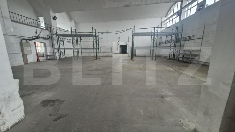Depozit si hale industriale de inchiriat, total 4000 mp, zona Closca