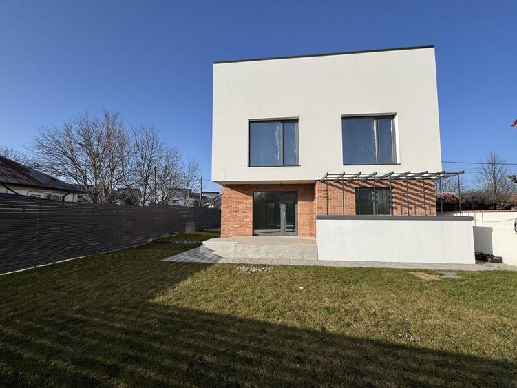 Vila de vânzare în Tunari - Zona ideală pentru tine!