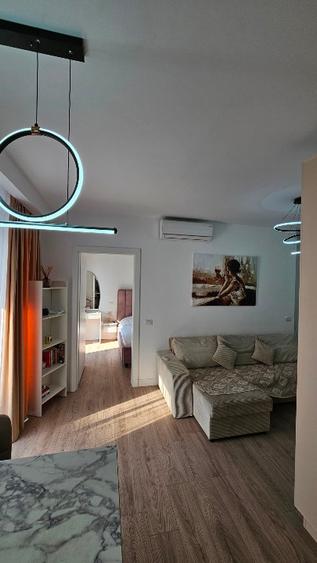 Studio 2 camere lux de inchiriat pe termen lung