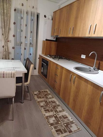 Apartament 2 camere de închiriat Exigent Plaza/ Lujerului