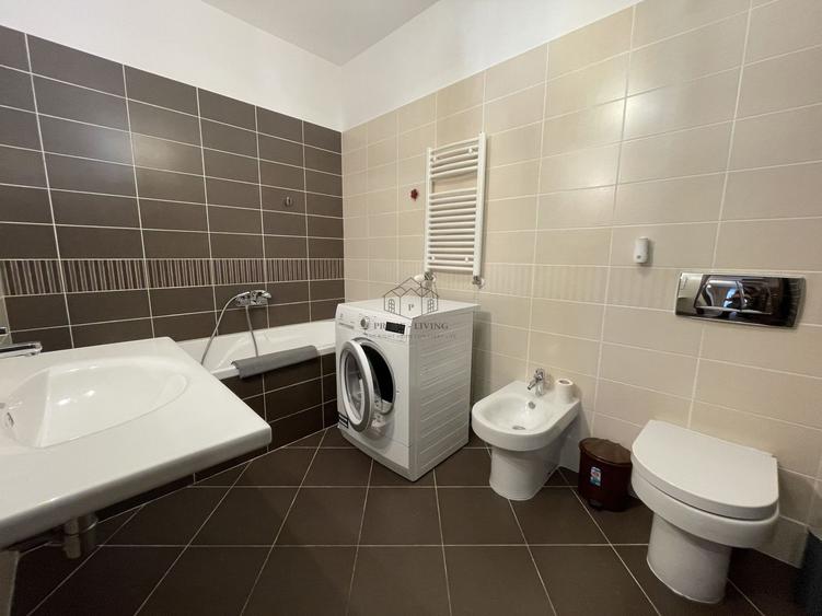 APARTAMENT SPATIOS LA INCHIRIERE IN COMPLEX REZIDENTIAL