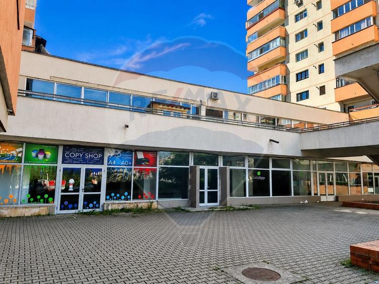 Spațiu comercial de închiriat (904 mp) - Zorilor