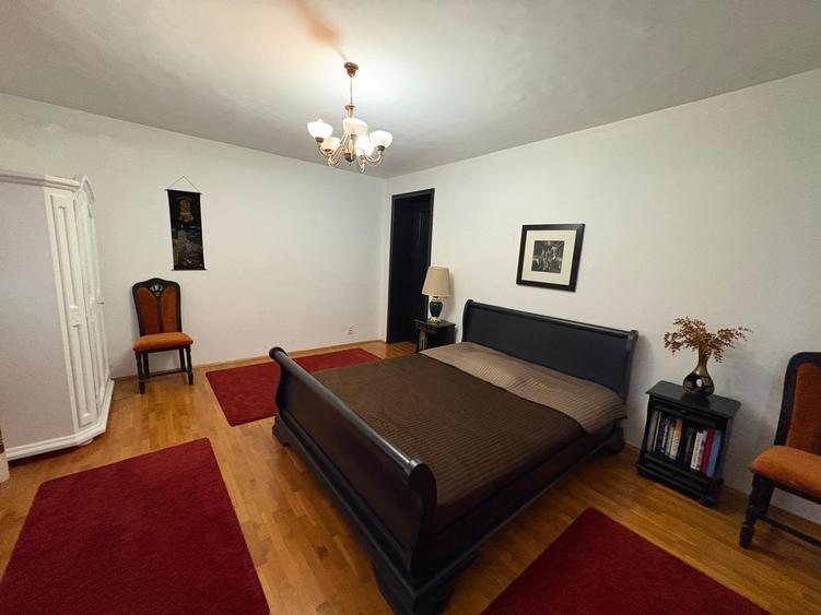 Casa Exclusivistă 9 Camere - Sector 1 - Sisesti - 722 mp.